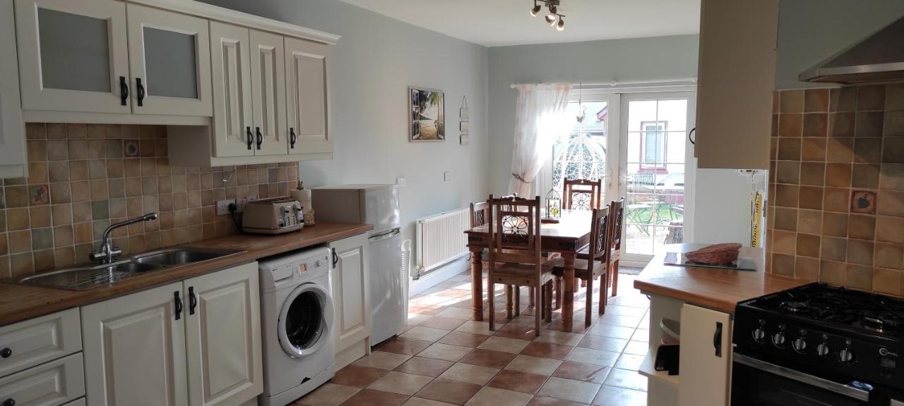 Padua House Holiday Home In The Centre Of Bundoran And 2 Mins Walk To The Beach Εξωτερικό φωτογραφία